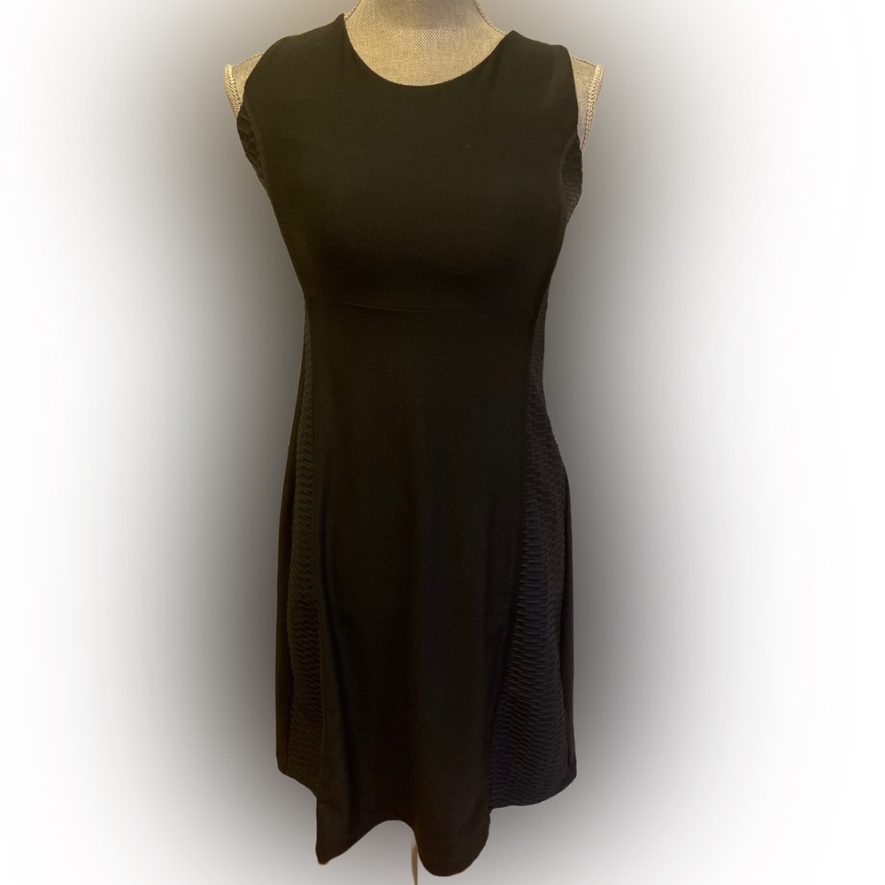 NWT Mondetta Performance Luxury Activewear Dress, Size S